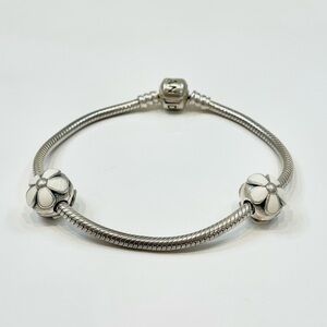 Pandora 925 Sterling Sliver Darling Daisy Charm Clip